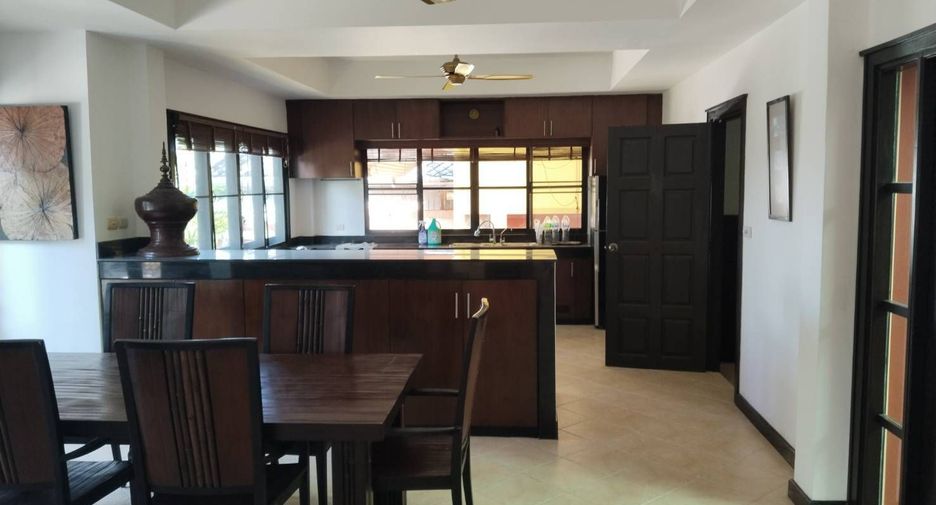 For sale 3 bedrooms villa in Thalang, Phuket