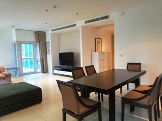 For rent 3 bedrooms condo in Pathum Wan, Bangkok