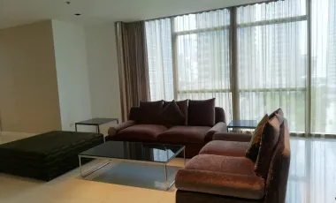 Wohnung zur Miete mit 3 Zimmer in Pathum Wan, Bangkok