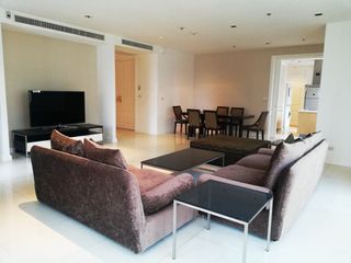 For rent 3 bedrooms condo in Pathum Wan, Bangkok