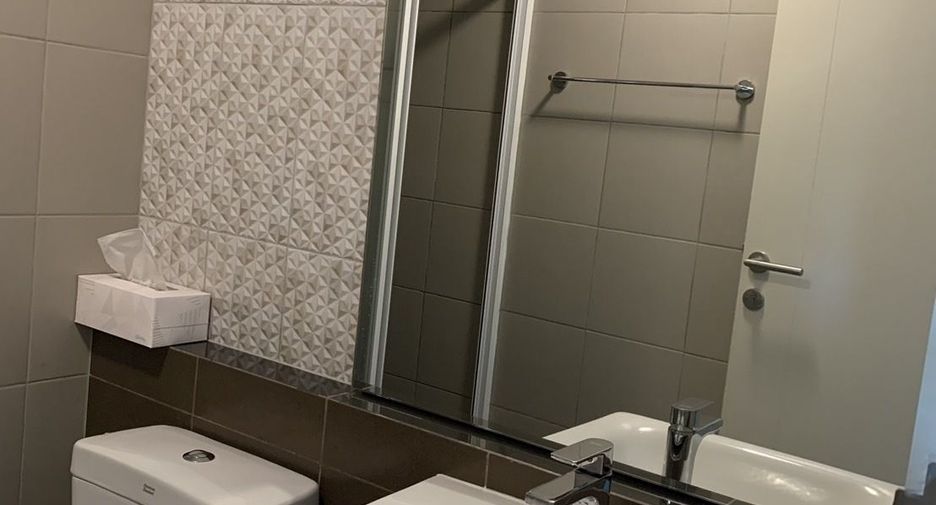 For sale studio condo in Si Racha, Chonburi