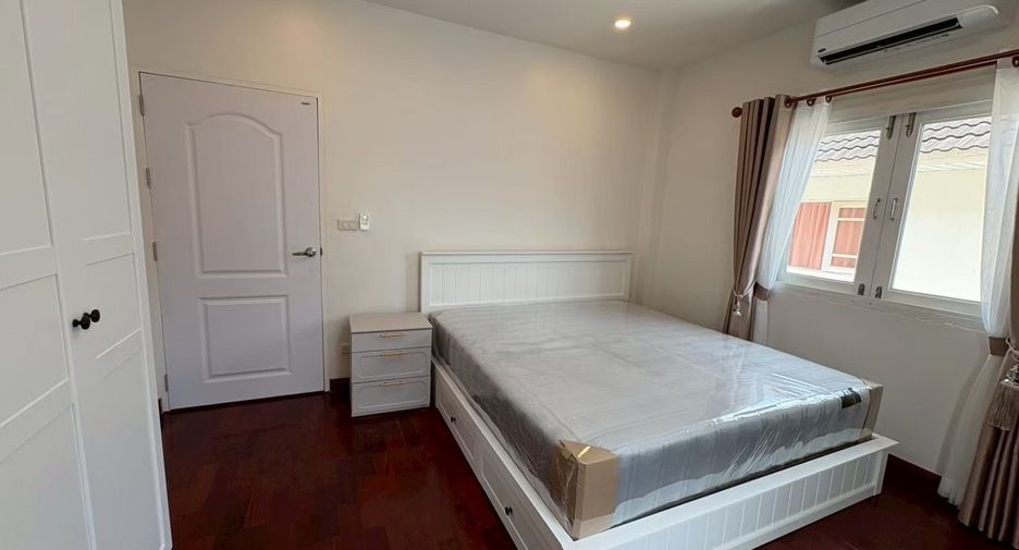 出租 5 卧室 独立屋 在 Lat Krabang, 曼谷