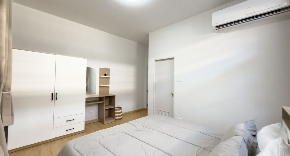 For rent 3 bedrooms house in Mueang Phuket, Phuket