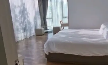 For rent 2 bedrooms condo in Phra Khanong, Bangkok