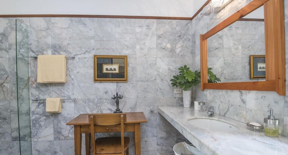 À vendre 6 chambres villa à Bang Lamung, Chonburi