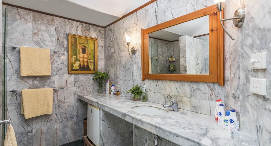 À vendre 6 chambres villa à Bang Lamung, Chonburi