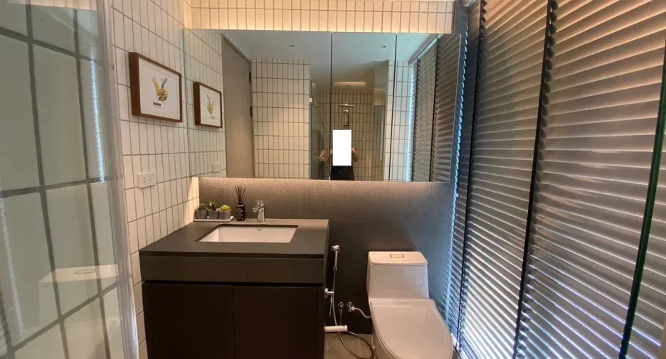 For rent 1 bed condo in Pathum Wan, Bangkok