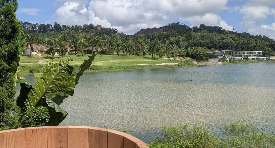 For sale 4 bedrooms villa in Kathu, Phuket