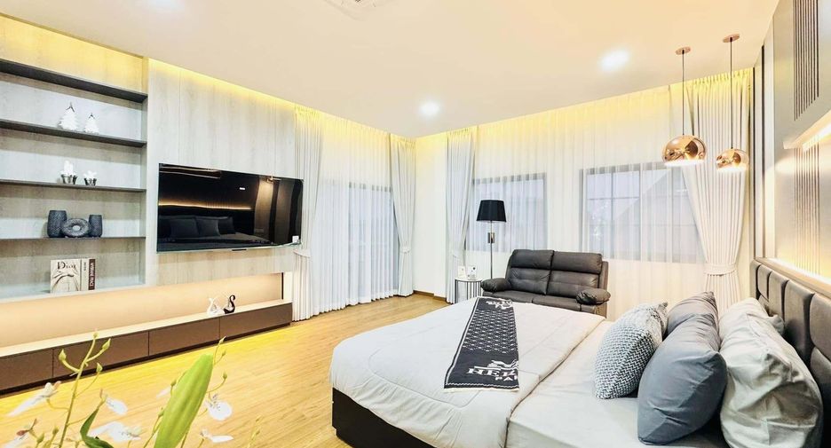 For sale 3 bedrooms villa in Bang Lamung, Chonburi
