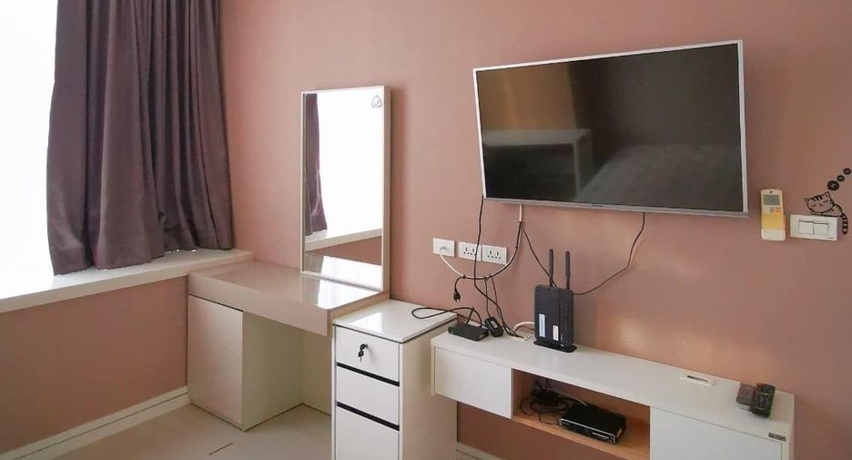 For rent 1 bed condo in Huai Khwang, Bangkok