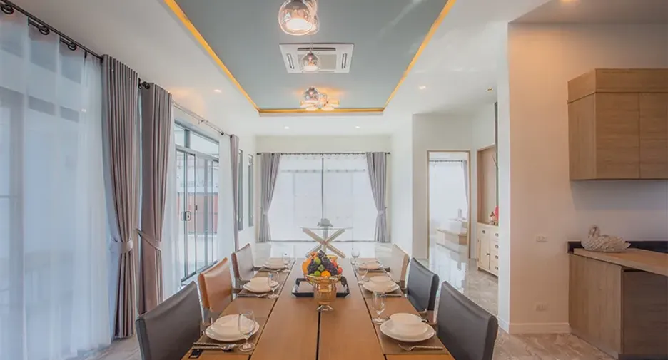 For sale 3 bedrooms villa in Cha Am, Phetchaburi