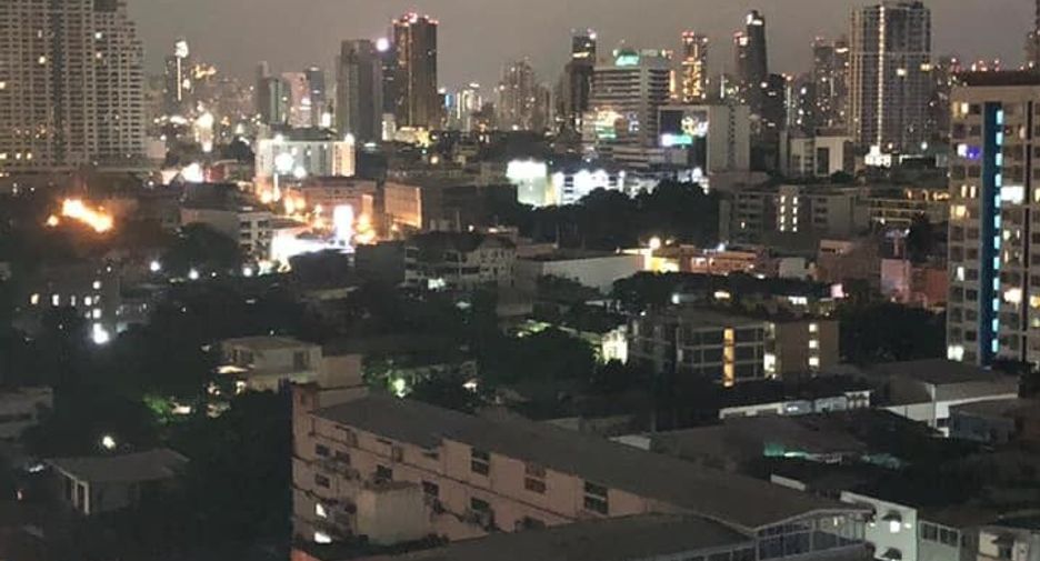 For rent 1 bed condo in Khlong Toei, Bangkok