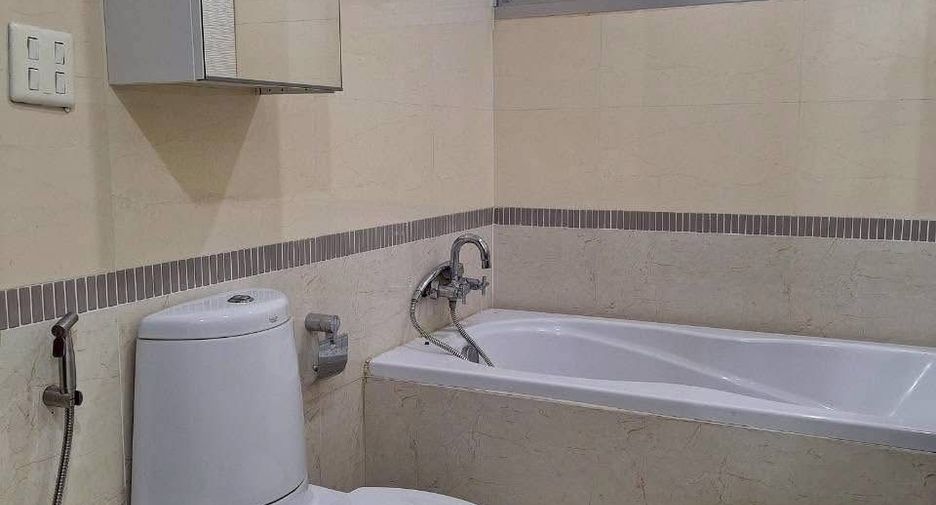 For rent 1 bed condo in Ratchathewi, Bangkok