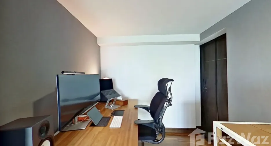 For sale 2 bedrooms condo in Watthana, Bangkok