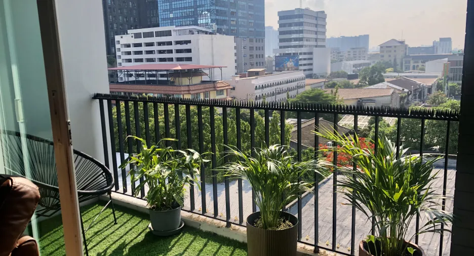 For sale 2 bedrooms condo in Watthana, Bangkok