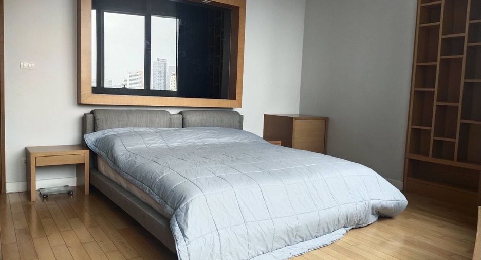Wohnung zur Miete mit 3 Zimmer in Khlong Toei, Bangkok