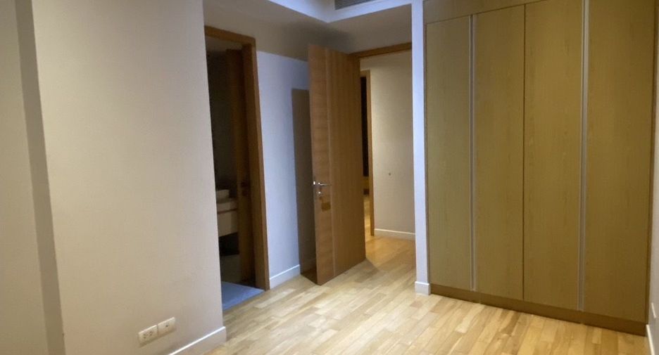 Wohnung zur Miete mit 3 Zimmer in Khlong Toei, Bangkok