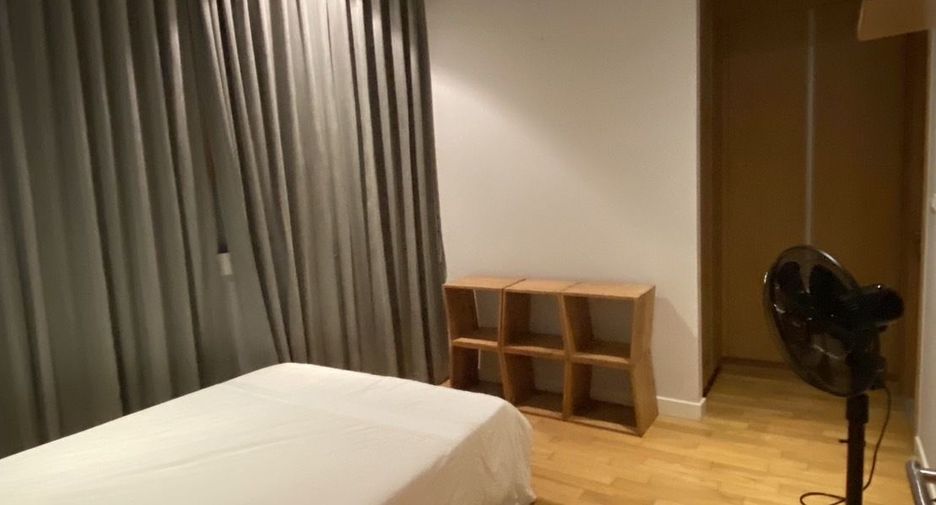 Wohnung zur Miete mit 3 Zimmer in Khlong Toei, Bangkok