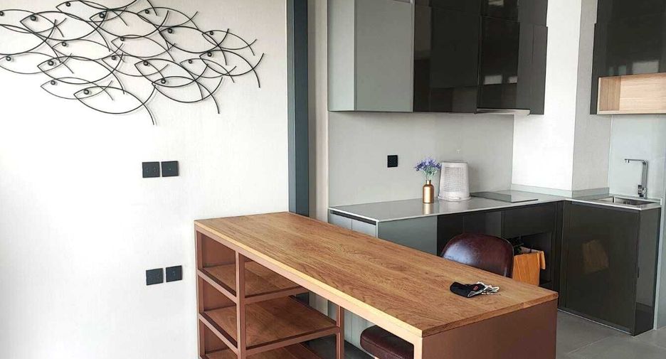 For rent 1 bed condo in Pathum Wan, Bangkok