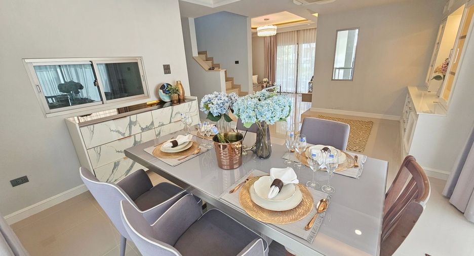For sale 4 bedrooms house in Bang Lamung, Chonburi