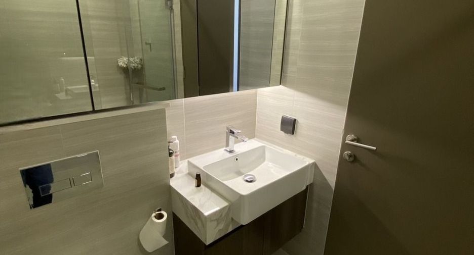 For sale 2 bedrooms condo in Watthana, Bangkok