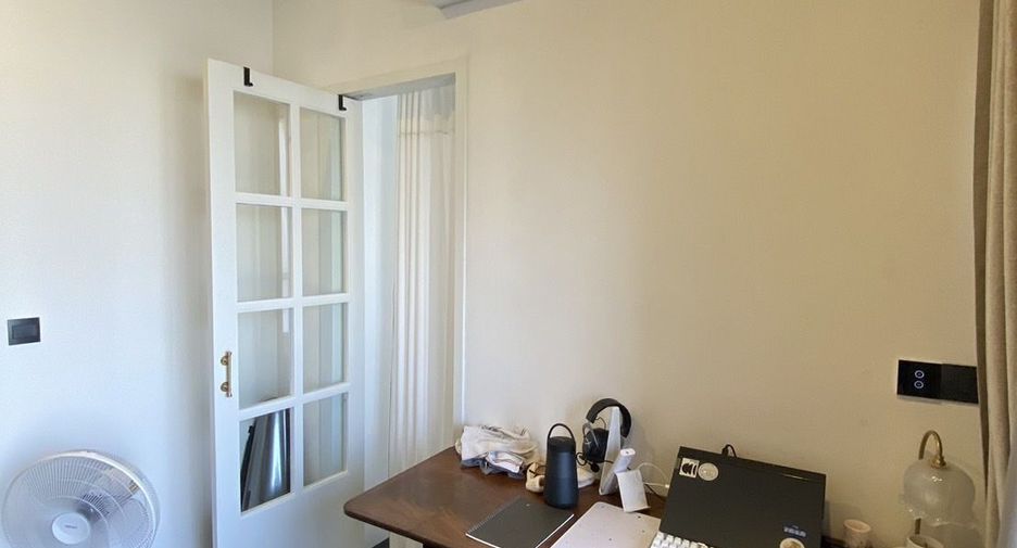For sale 2 bedrooms condo in Watthana, Bangkok