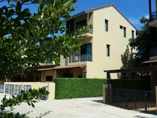 Продажа 3 спальни дом в Ча Ам, Пхетбури