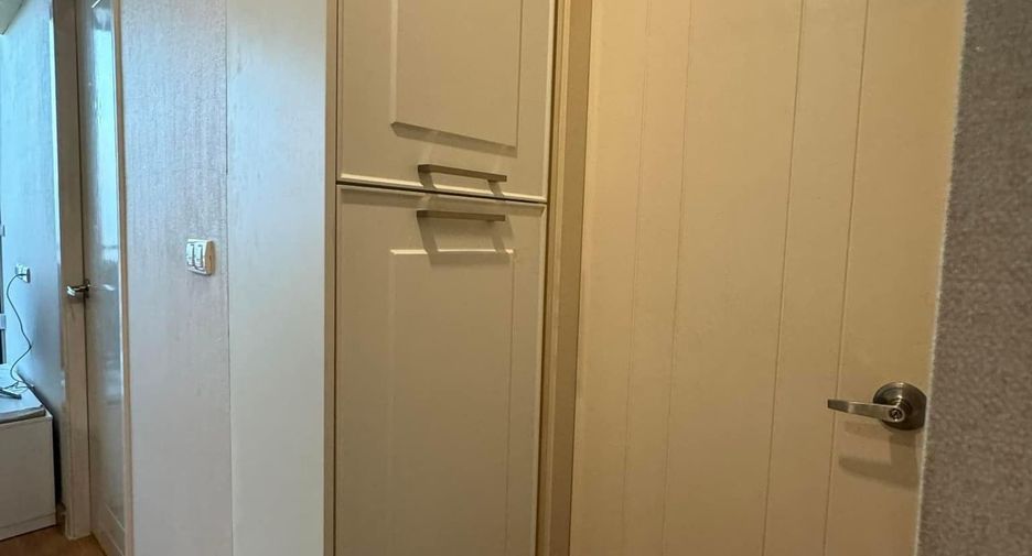 For rent 1 bed condo in Phra Khanong, Bangkok