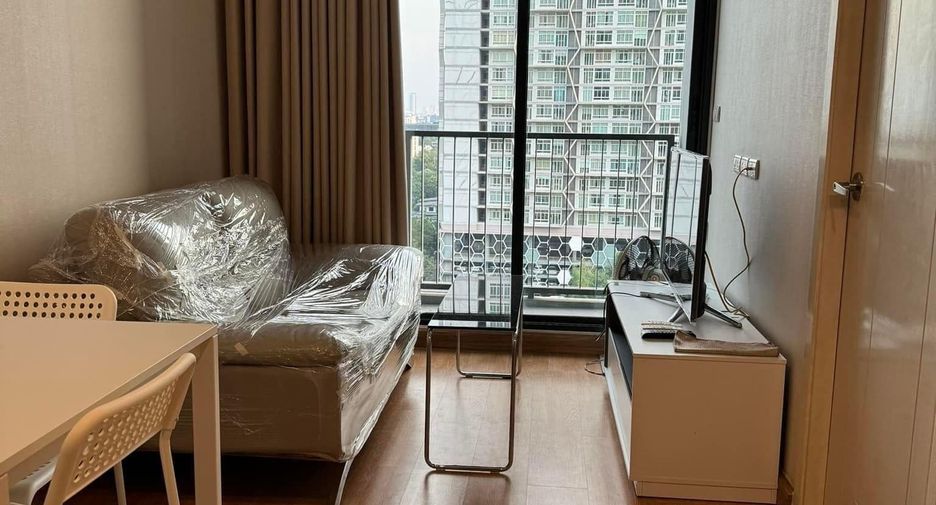 For rent 1 bed condo in Phra Khanong, Bangkok