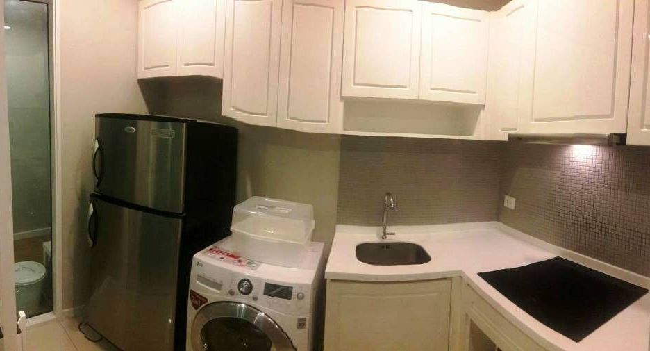 Condo en venta de 2 habitaciones en Khlong Toei, Bangkok