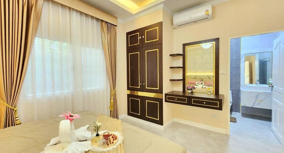 Casa en venta de 4 habitaciones en Bang Lamung, Chonburi