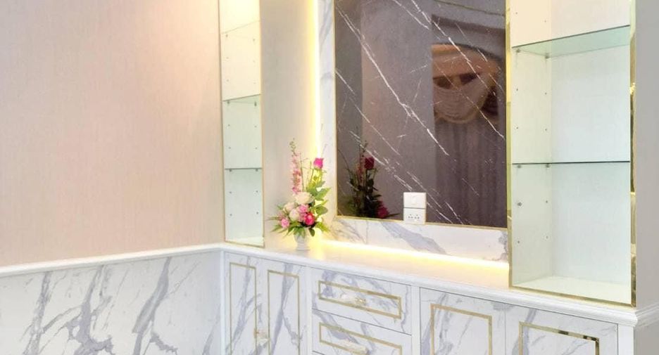 Casa en venta de 4 habitaciones en Bang Lamung, Chonburi