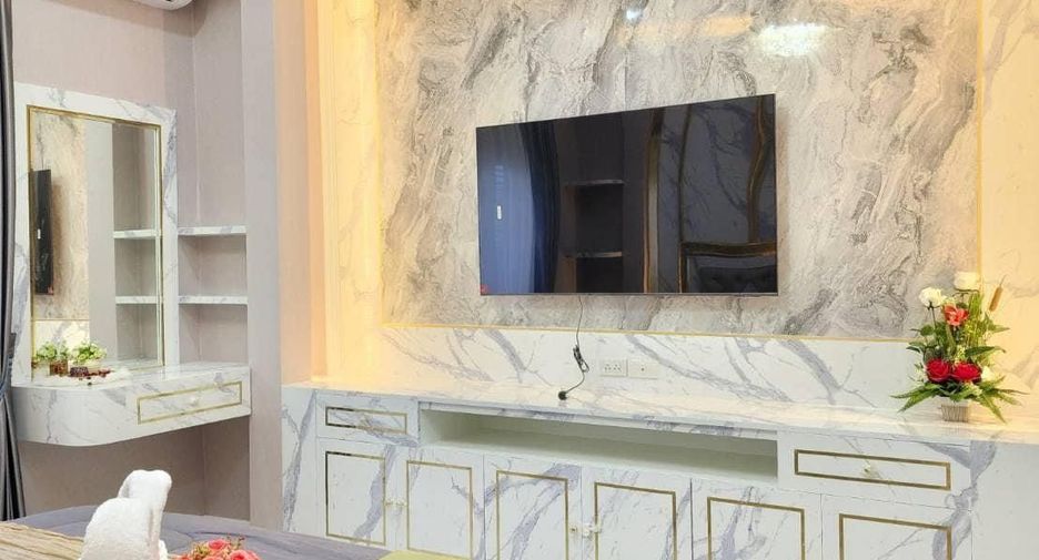 Casa en venta de 4 habitaciones en Bang Lamung, Chonburi