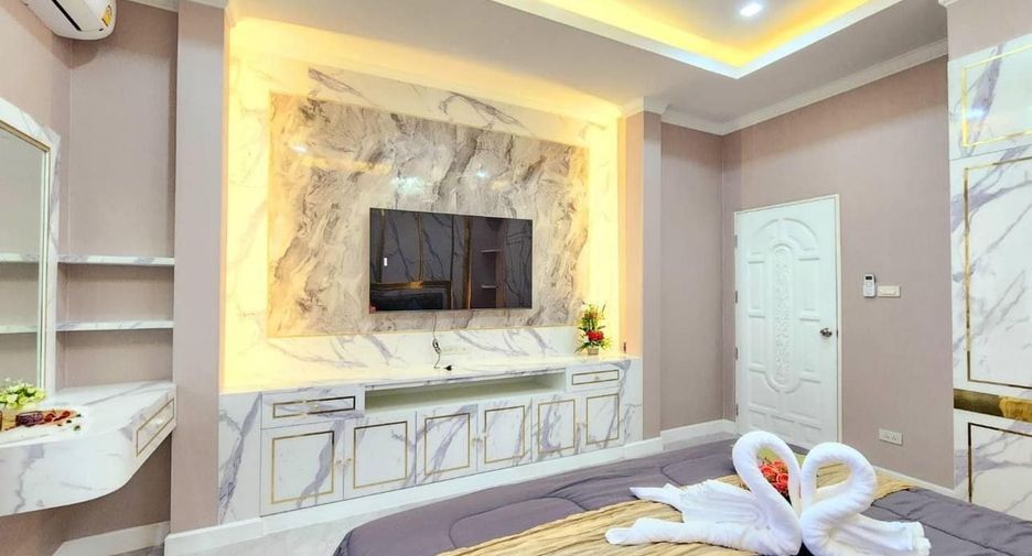 Casa en venta de 4 habitaciones en Bang Lamung, Chonburi