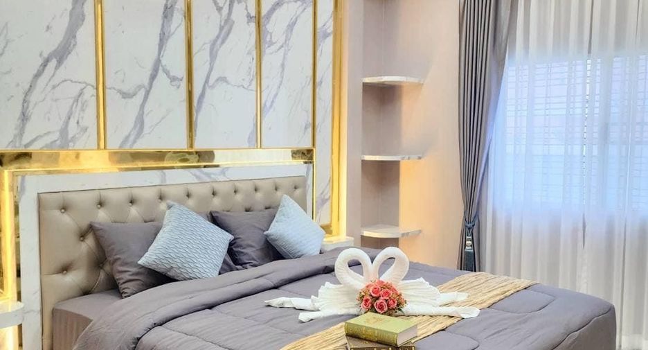 Casa en venta de 4 habitaciones en Bang Lamung, Chonburi