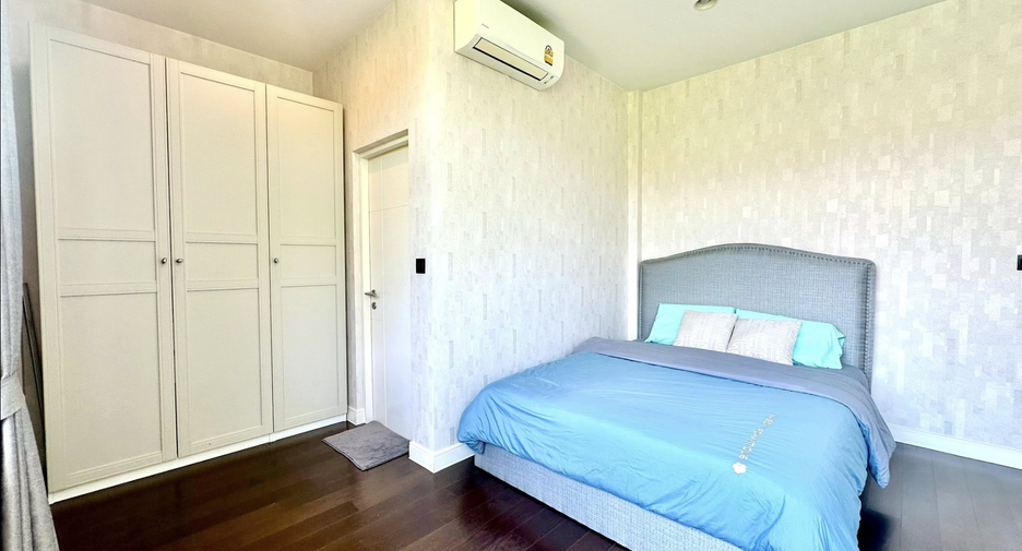 À louer 4 chambres maison à Bang Kapi, Bangkok