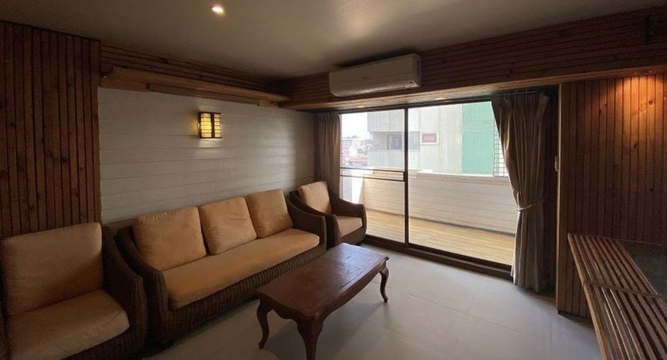 For sale and for rent 3 bedrooms condo in Phra Khanong, Bangkok