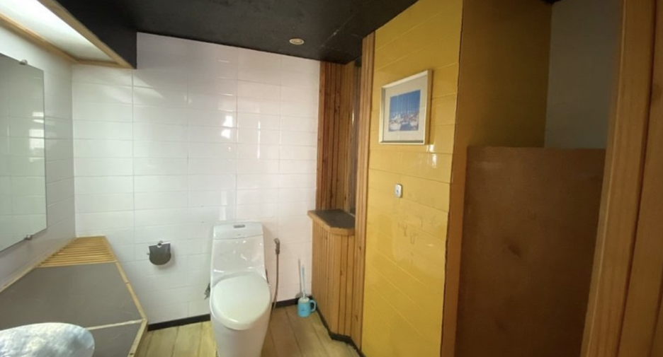 For sale and for rent 3 bedrooms condo in Phra Khanong, Bangkok