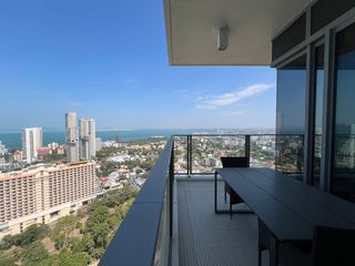 For rent 3 bedrooms condo in Bang Lamung, Chonburi