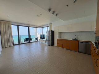 For rent 3 bedrooms condo in Bang Lamung, Chonburi