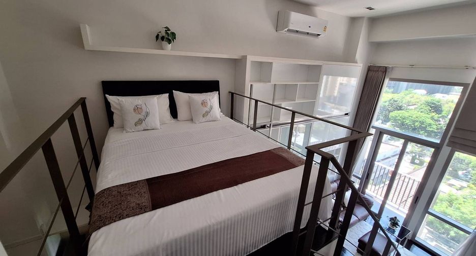 For rent 1 bed condo in Khlong Toei, Bangkok