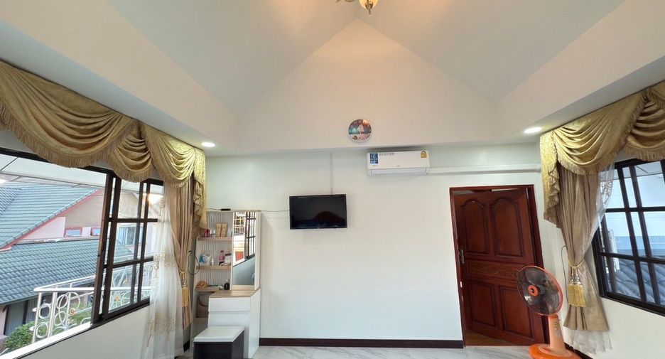 For sale 5 bedrooms villa in Bang Lamung, Chonburi