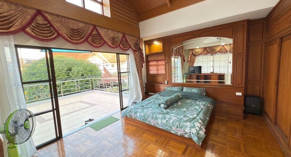 For sale 5 bedrooms villa in Bang Lamung, Chonburi