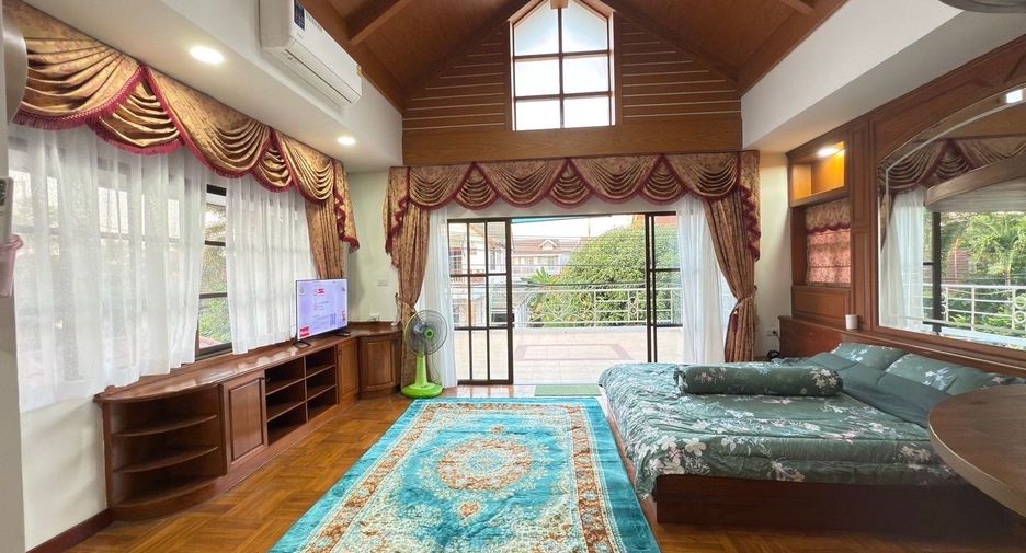 For sale 5 bedrooms villa in Bang Lamung, Chonburi