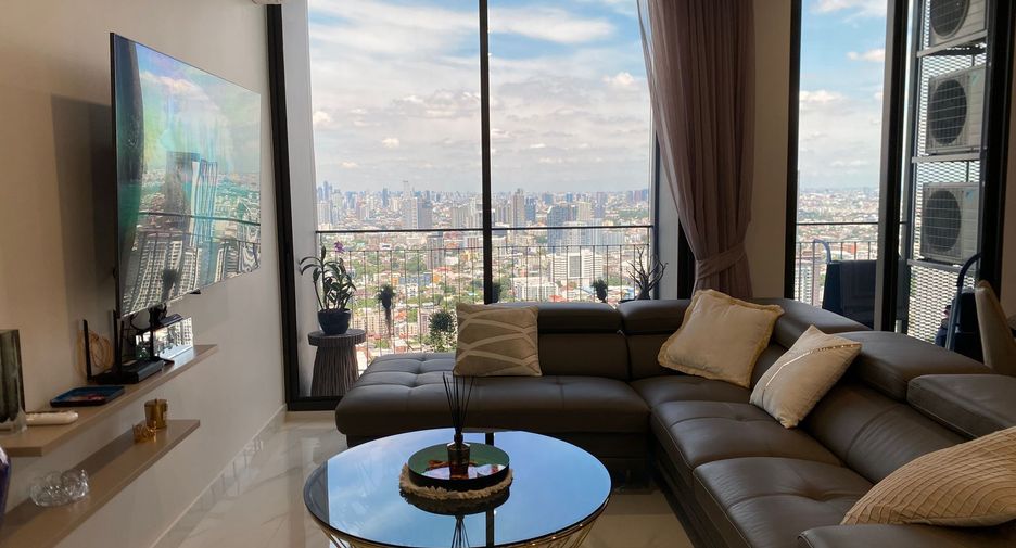 For sale and for rent 3 bedrooms condo in Bang Na, Bangkok