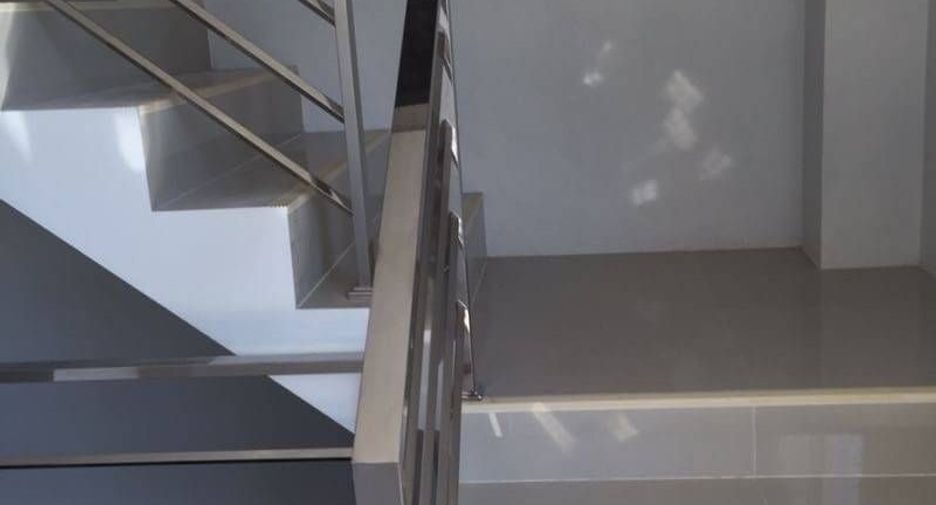 For sale 4 bedrooms retail Space in Mueang Phuket, Phuket