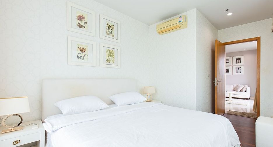 For rent 1 bed condo in Watthana, Bangkok
