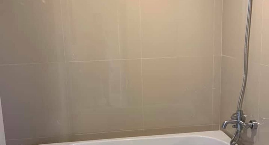For rent 2 bedrooms condo in Pathum Wan, Bangkok