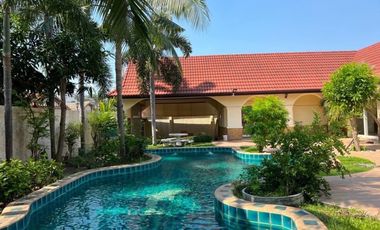 À vendre 4 chambres villa à Bang Lamung, Chonburi