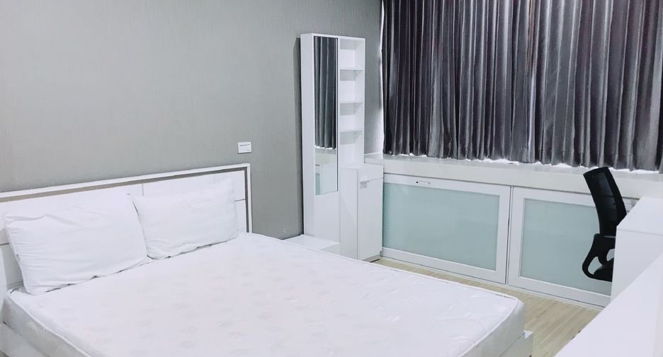 For rent studio condo in Huai Khwang, Bangkok